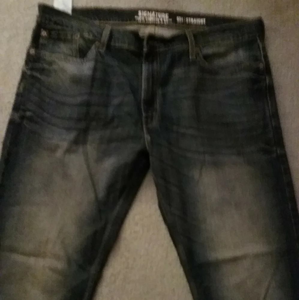 Levi's men's blue jean size W40 / L32